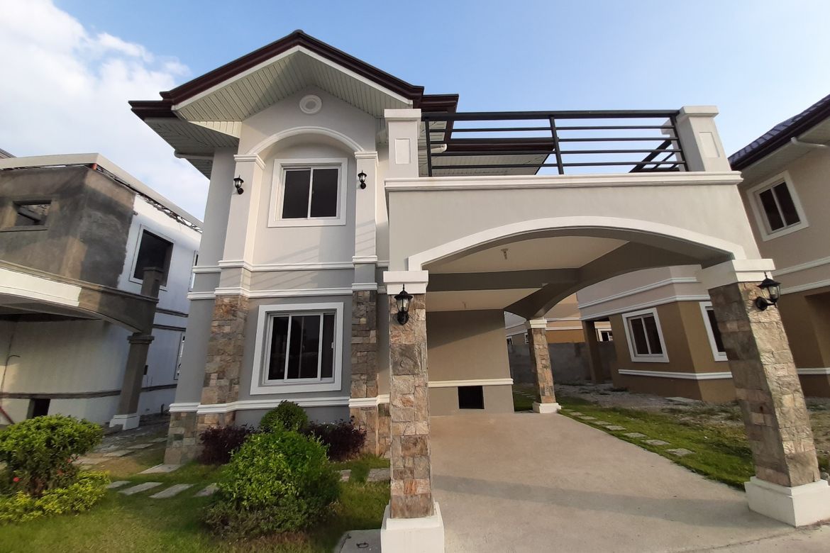 4 Bedroom House for Sale in Mangan-Vaca, Subic, Zambales