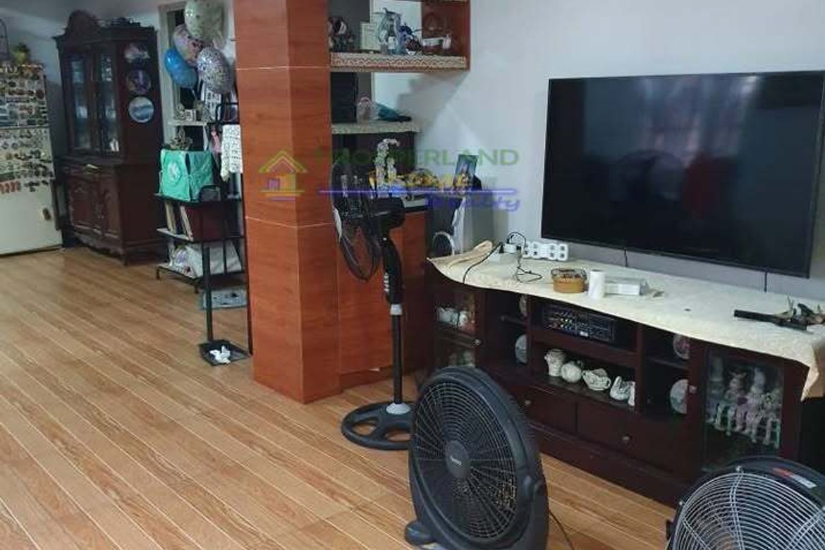 4 Bedroom House for Sale in Manila, Metro Manila near LRT-2 Legarda – photo 2