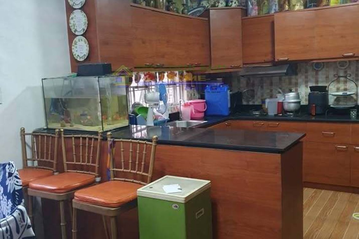 4 Bedroom House for Sale in Manila, Metro Manila near LRT-2 Legarda – photo 6