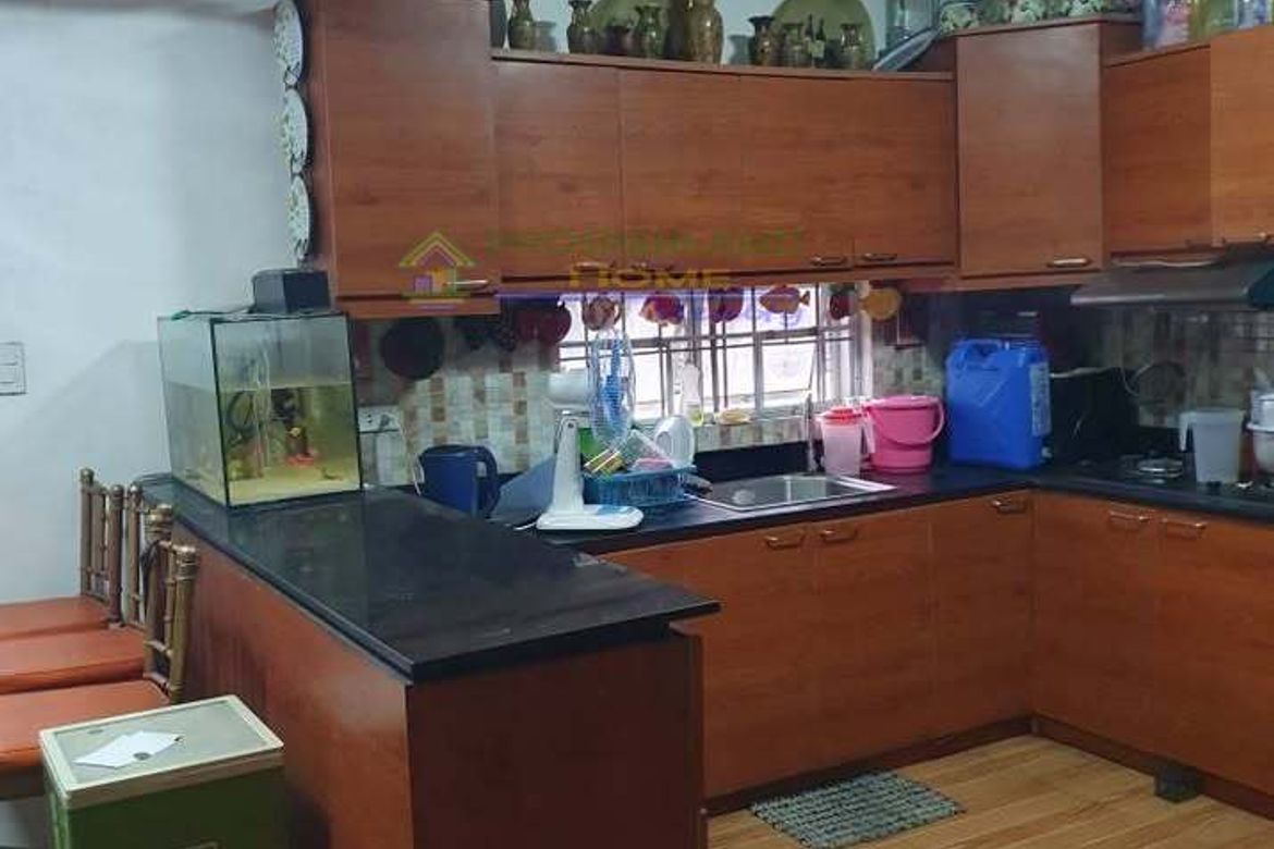 4 Bedroom House for Sale in Manila, Metro Manila near LRT-2 Legarda – photo 7