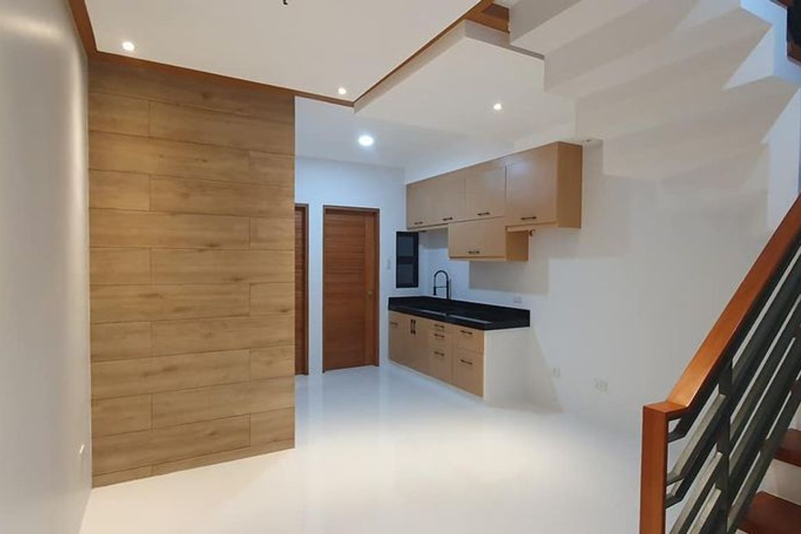 4 Bedroom House for Sale in Manuyo Dos, Las Piñas, Metro Manila – photo 3