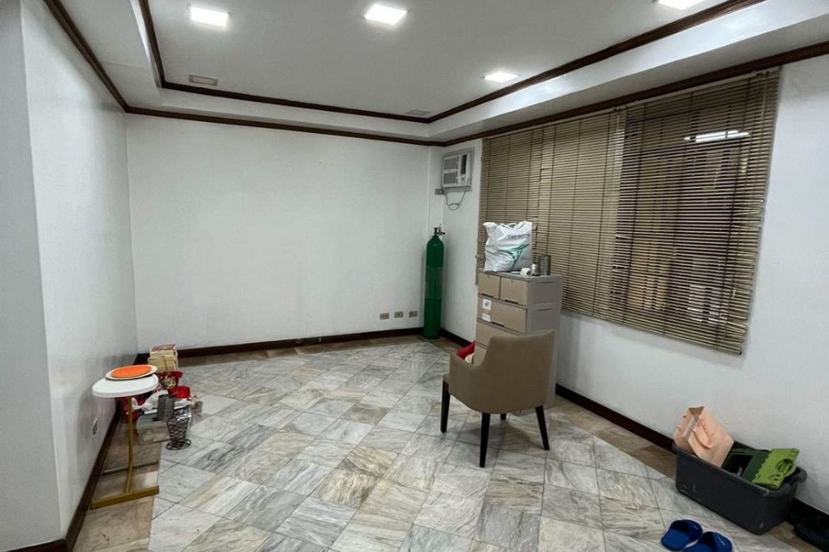 4 Bedroom House for Sale in Mariana, Quezon City, Metro Manila near LRT-2 Gilmore – photo 3