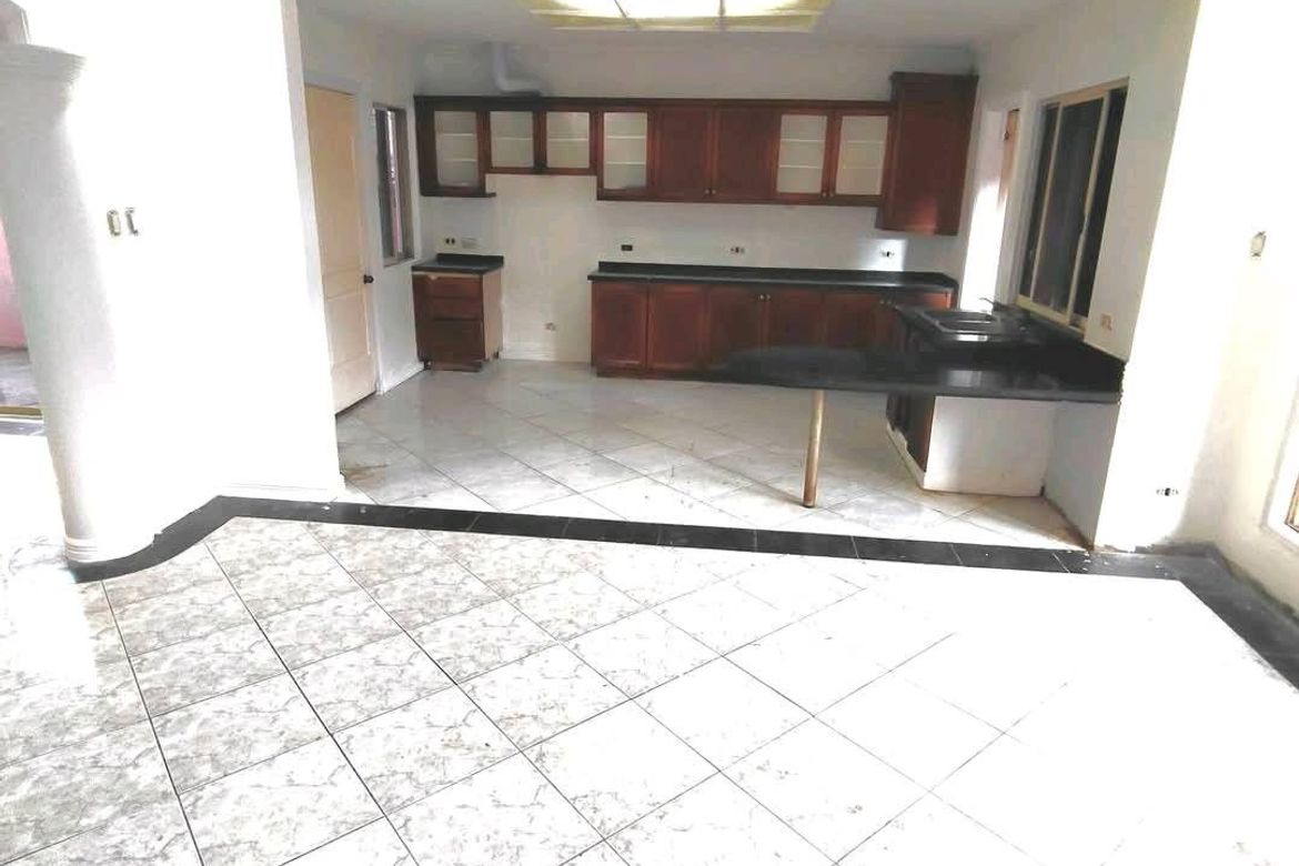 4 Bedroom House for Sale in Matandang Balara, Quezon City, Metro Manila – photo 5