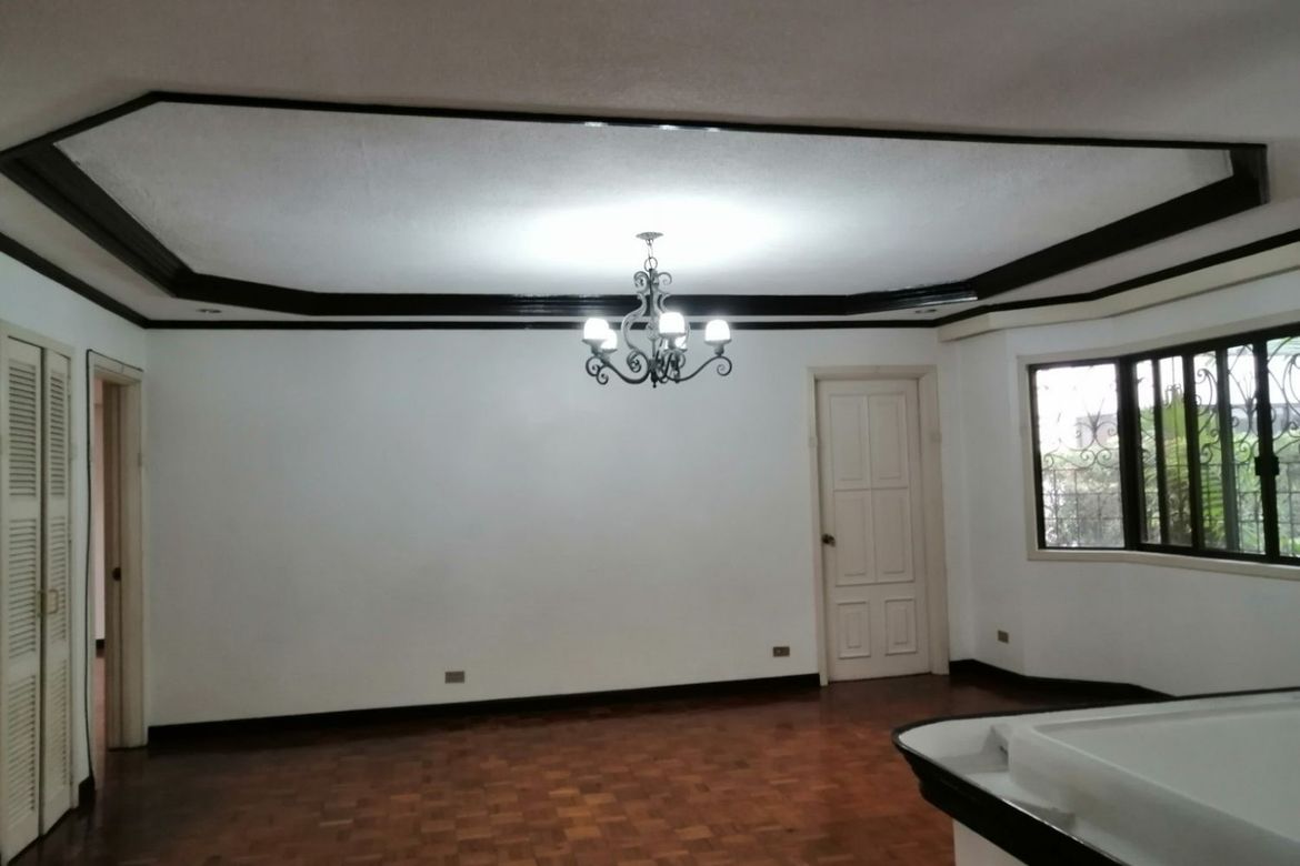 4 Bedroom House for Sale in Matandang Balara, Quezon City, Metro Manila