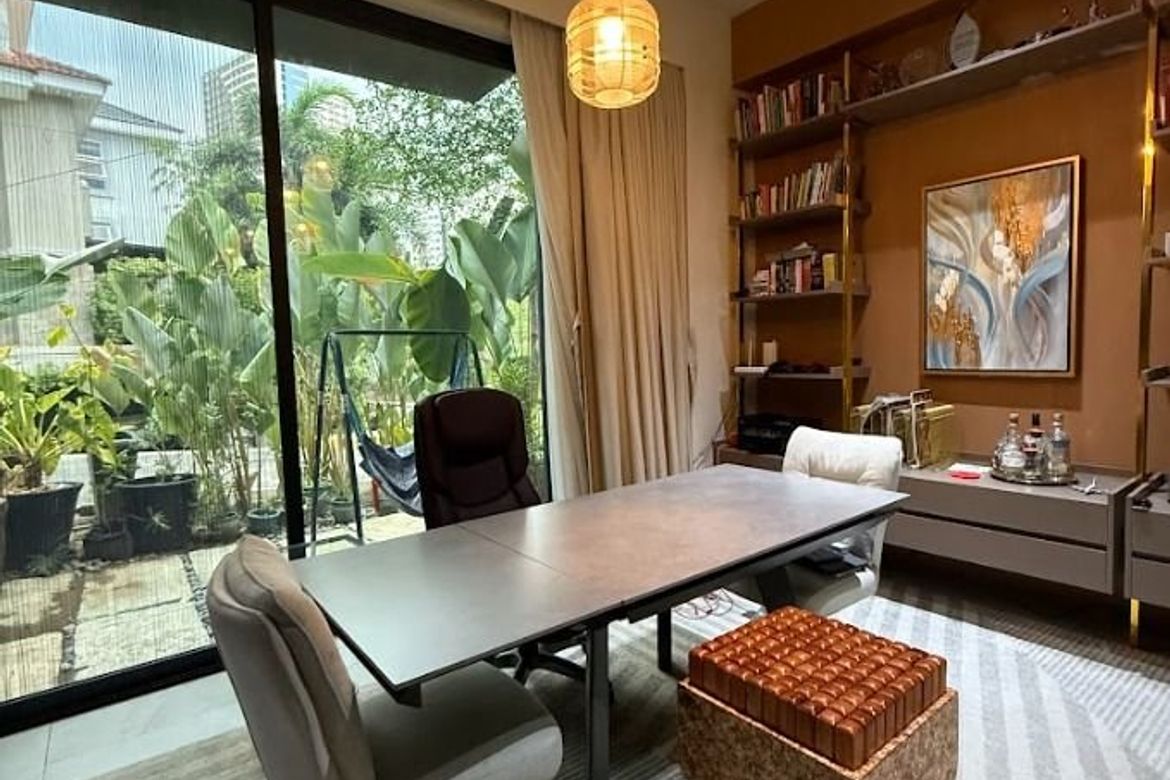 4 Bedroom House for Sale in McKinley Hill, Taguig, Metro Manila