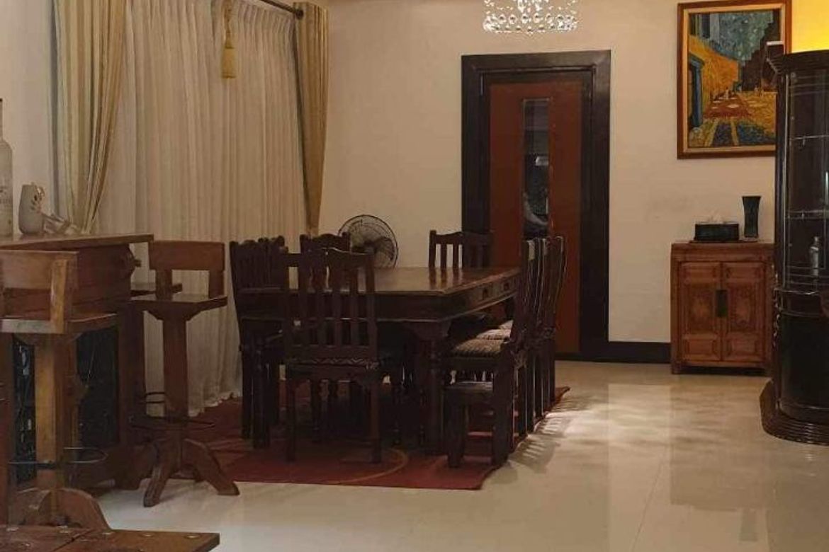 4 Bedroom House for Sale in Merville, Parañaque, Metro Manila – photo 5