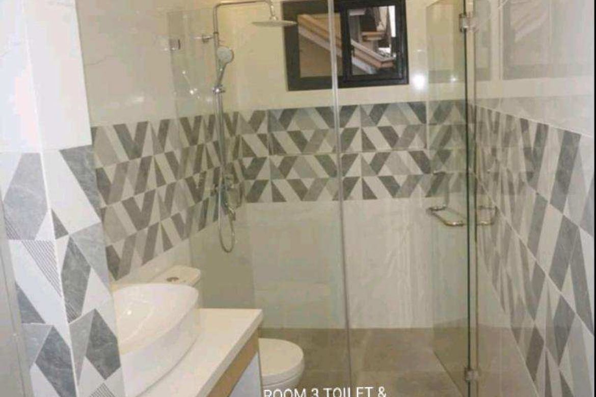 4 Bedroom House for Sale in Merville, Parañaque, Metro Manila – photo 7