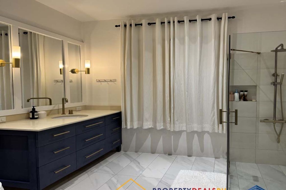 4 Bedroom House for Sale in Merville, Parañaque, Metro Manila – photo 4