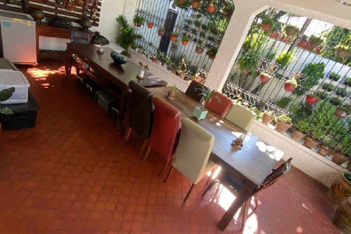 4 Bedroom House for Sale in Merville, Parañaque, Metro Manila – photo 3