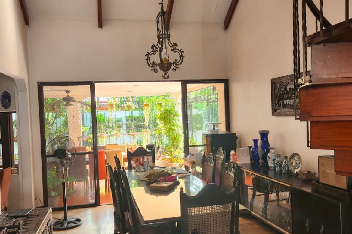 4 Bedroom House for Sale in Merville, Parañaque, Metro Manila – photo 4