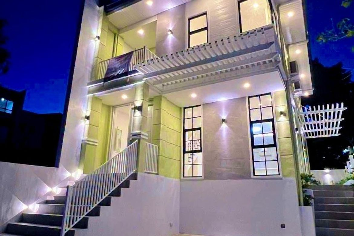 4 Bedroom House for Sale in Metropolis-02, Adlaon, Cebu City, Cebu