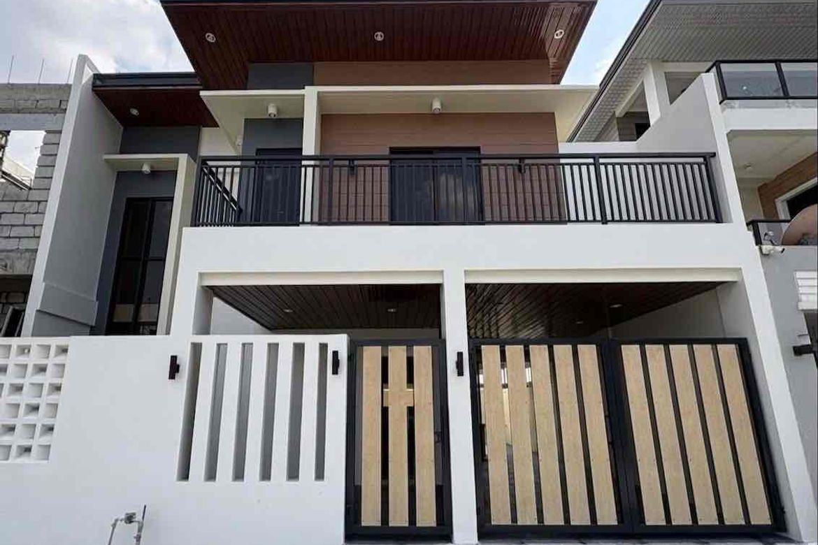 4 Bedroom House for Sale in Mining, Angeles, Pampanga