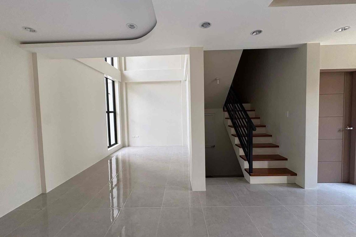 4 Bedroom House for Sale in Mining, Angeles, Pampanga – photo 3