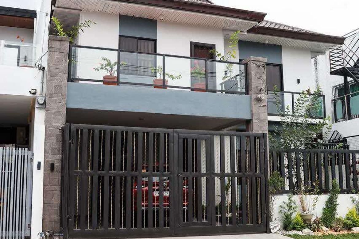 4 Bedroom House for Sale in Mining, Angeles, Pampanga