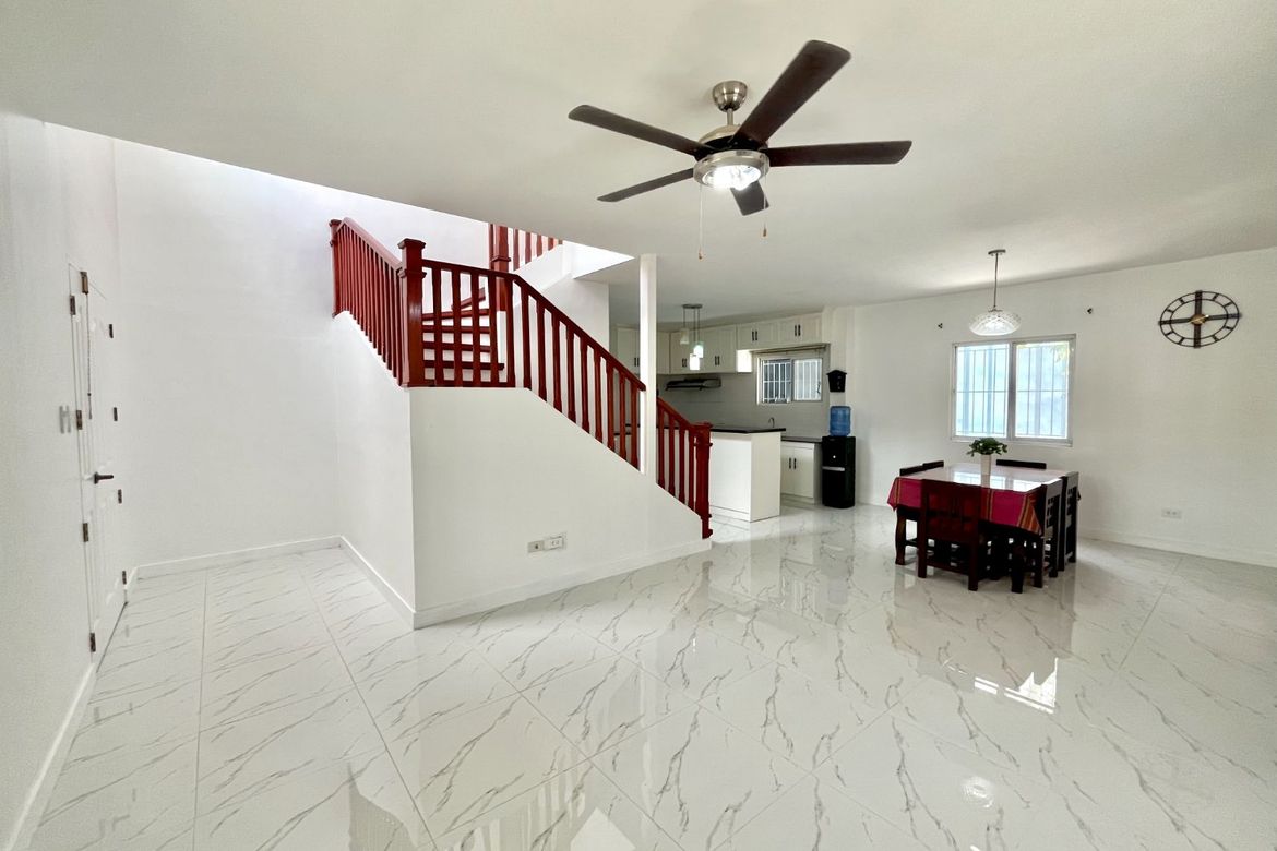 4 Bedroom House for Sale in Molino IV, Bacoor, Cavite – photo 2