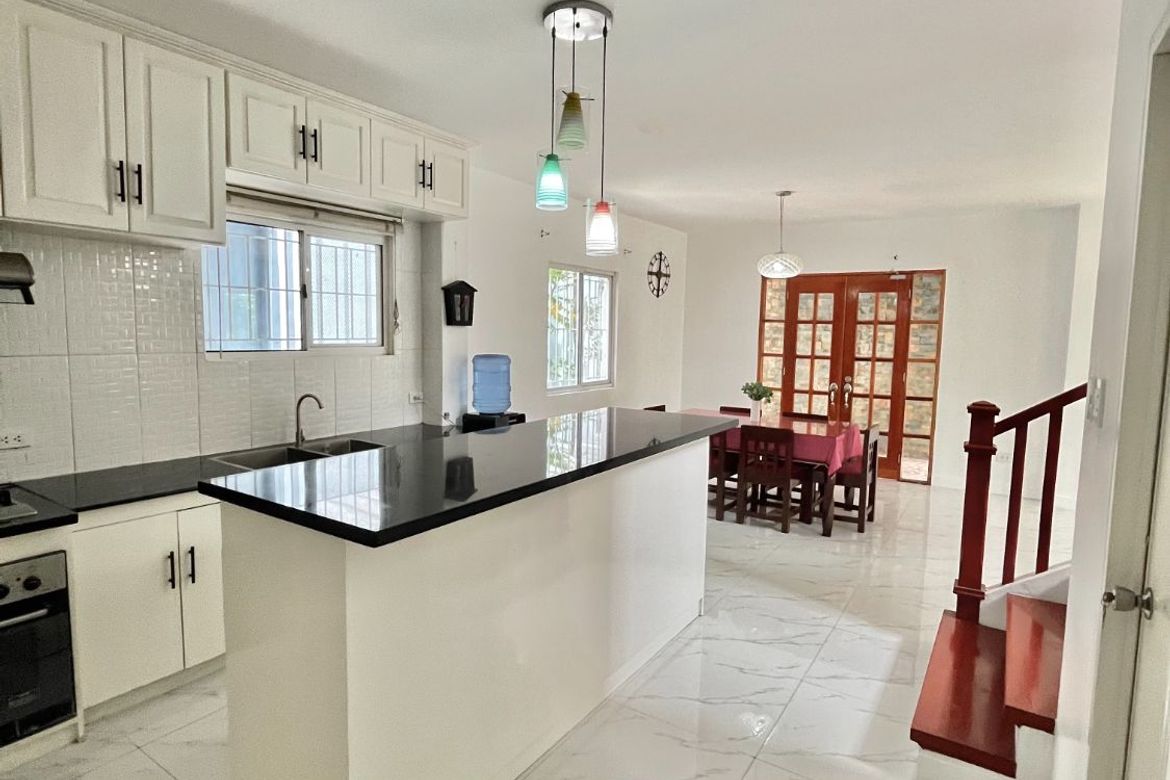 4 Bedroom House for Sale in Molino IV, Bacoor, Cavite – photo 5