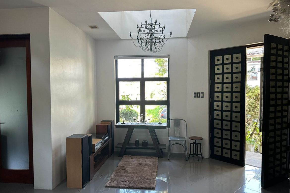 4 Bedroom House for Sale in Molino IV, Bacoor, Cavite – photo 2