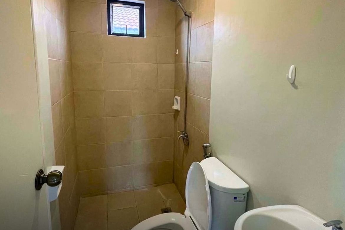 4 Bedroom House for Sale in Molino IV, Bacoor, Cavite – photo 3
