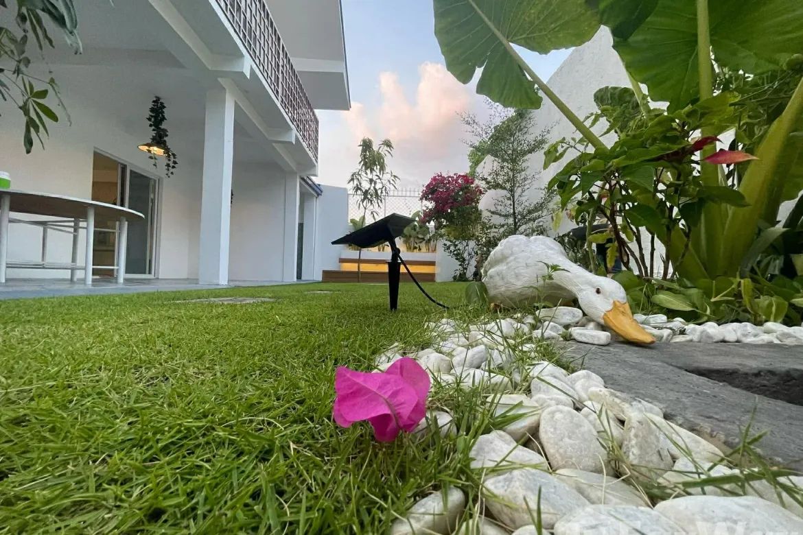 4 Bedroom House for Sale in Moonwalk, Parañaque, Metro Manila