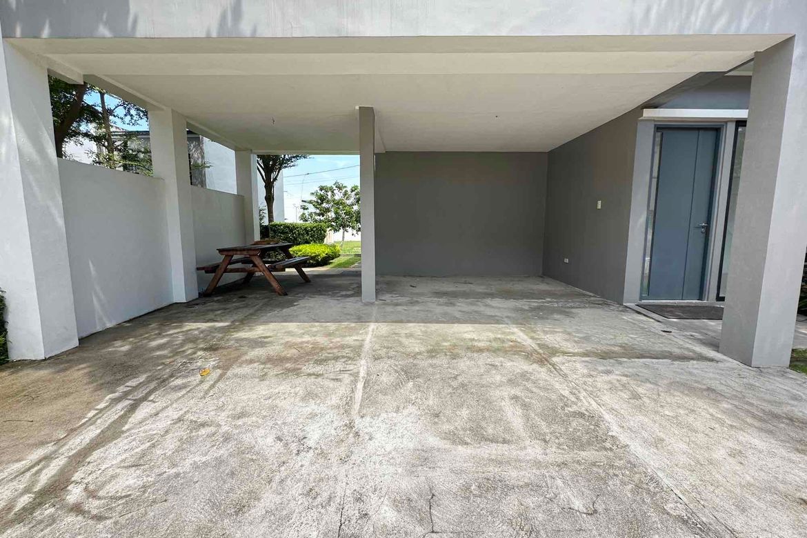 4 Bedroom House for Sale in Mulawin, Tanza, Cavite – photo 3