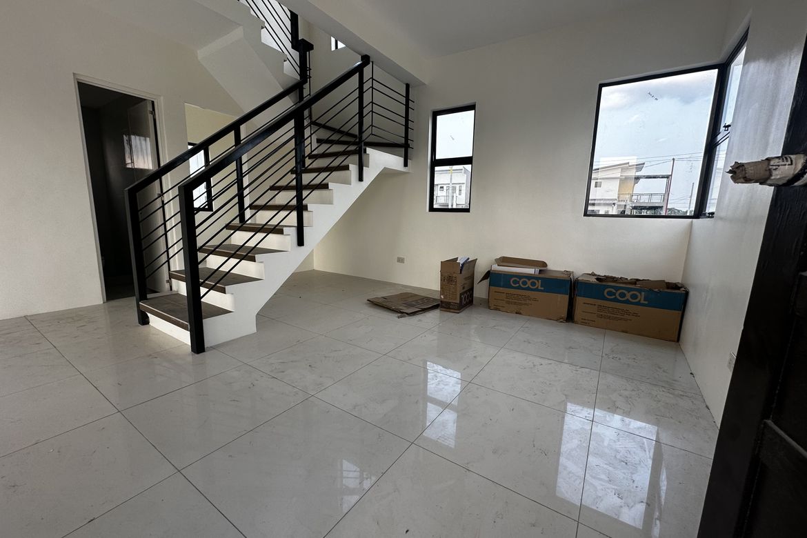 4 Bedroom House for Sale in Namagbagan, Santa Maria, Pangasinan – photo 3
