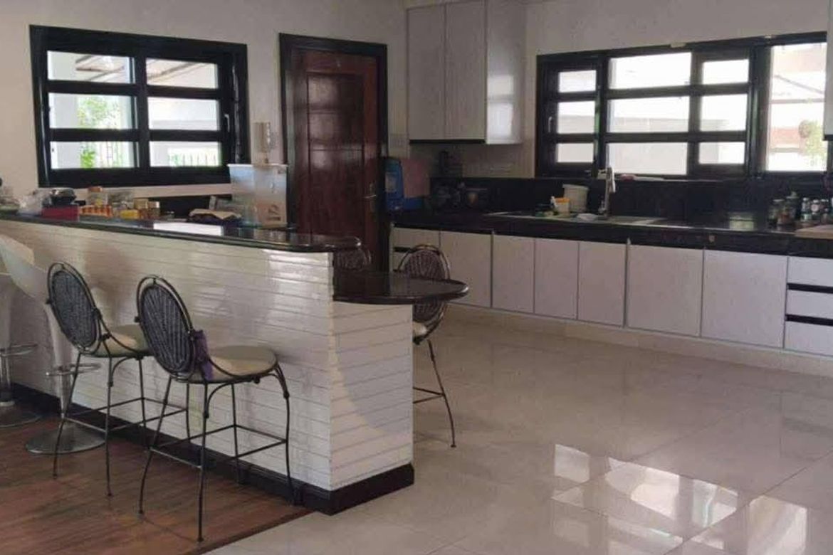 4 Bedroom House for Sale in Neogan, Tagaytay, Cavite – photo 7