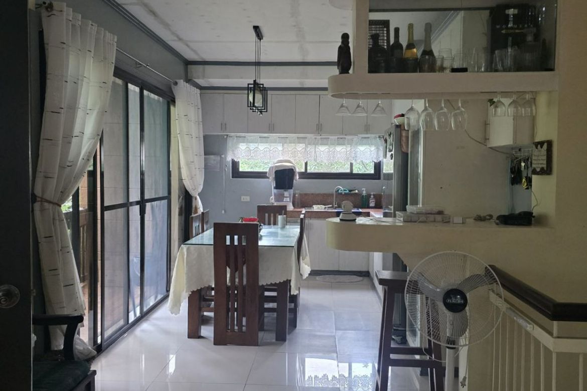 4 Bedroom House for Sale in Neogan, Tagaytay, Cavite – photo 4