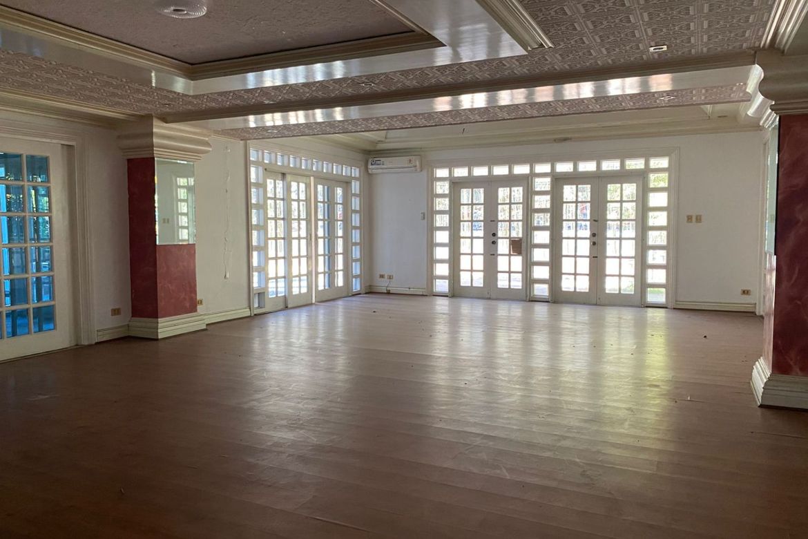 4 Bedroom House for Sale in New Alabang Village, Muntinlupa, Metro Manila – photo 8