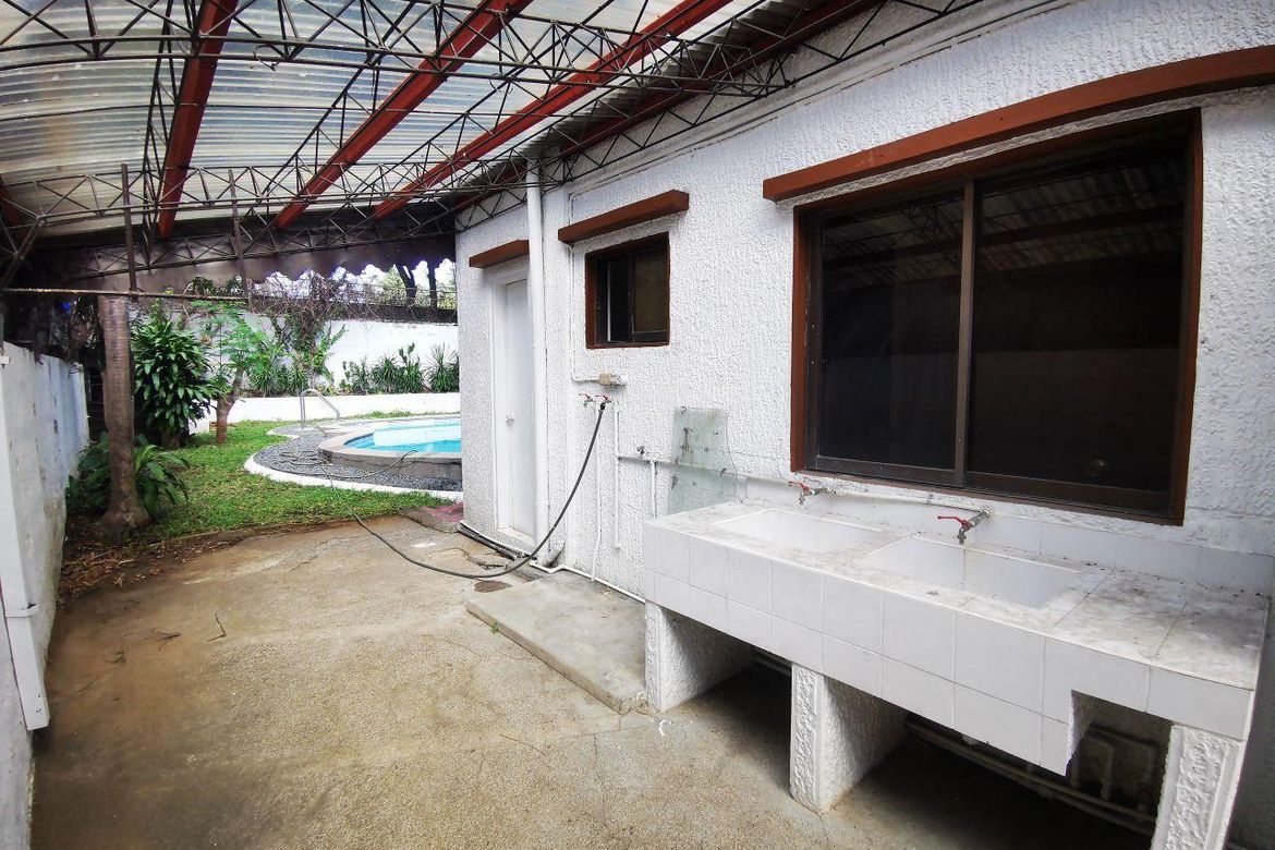 4 Bedroom House for Sale in New Alabang Village, Muntinlupa, Metro Manila – photo 3