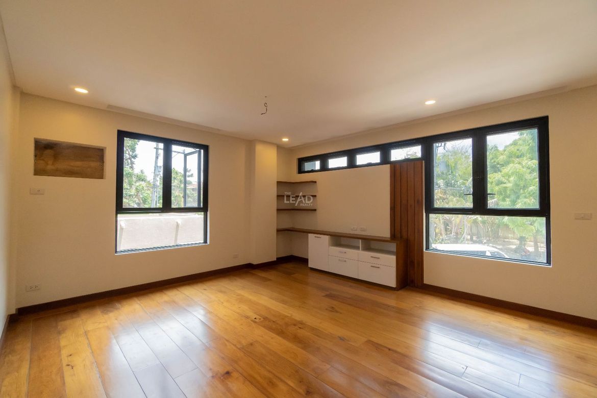 4 Bedroom House for Sale in New Alabang Village, Muntinlupa, Metro Manila – photo 7
