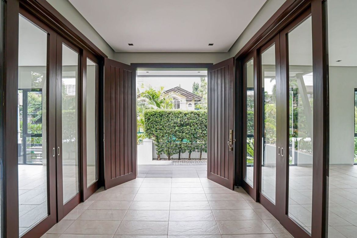 4 Bedroom House for Sale in New Alabang Village, Muntinlupa, Metro Manila – photo 3
