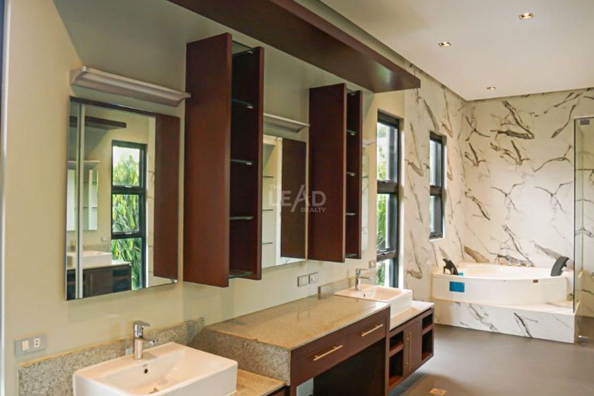 4 Bedroom House for Sale in New Alabang Village, Muntinlupa, Metro Manila – photo 6