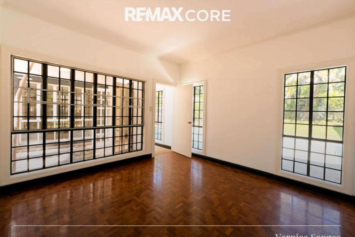 4 Bedroom House for Sale in New Alabang Village, Muntinlupa, Metro Manila – photo 7