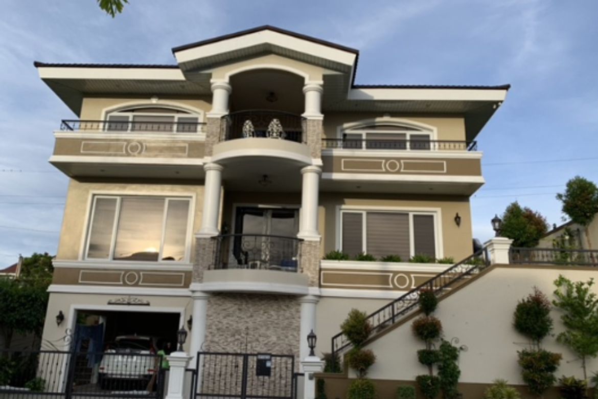 4 Bedroom House for Sale in Niyugan, Laurel, Batangas