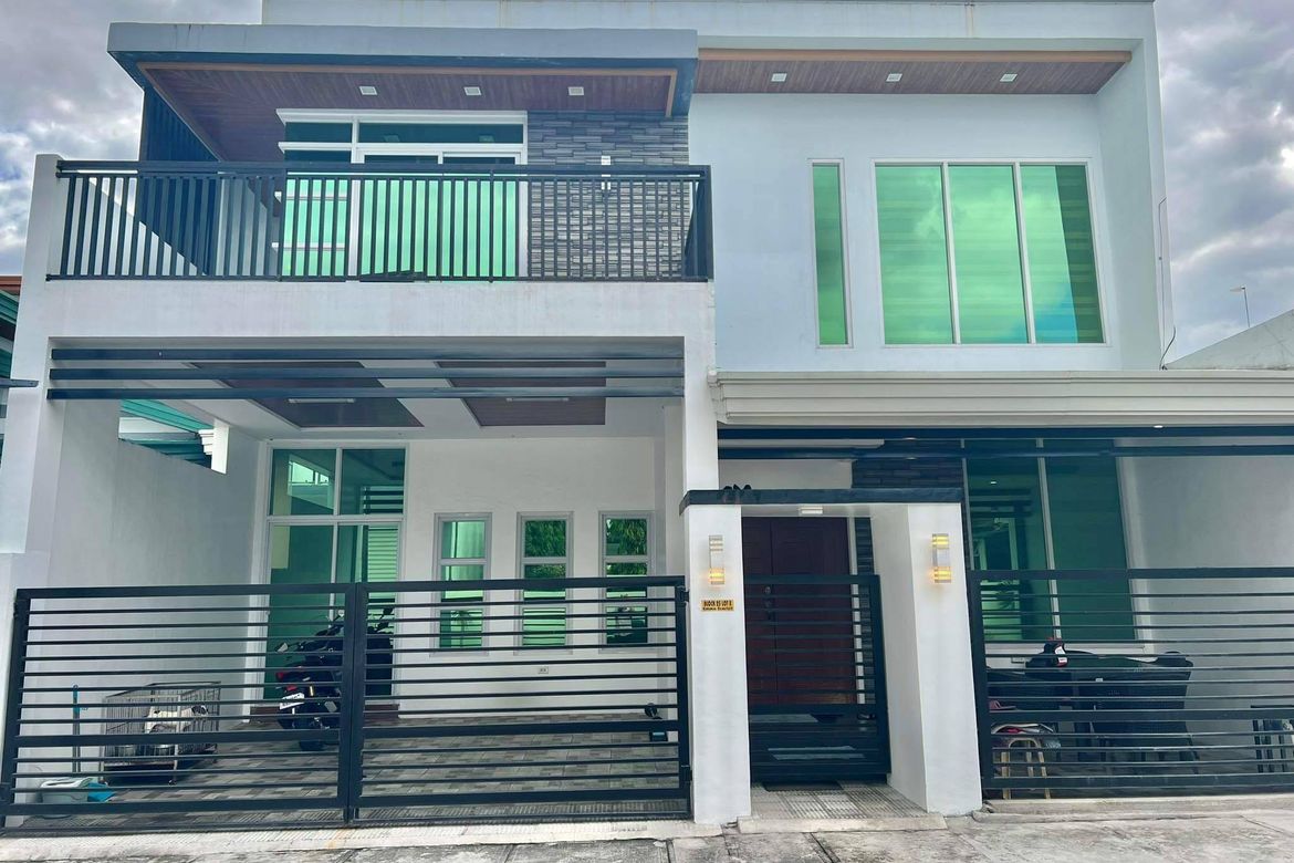 4 Bedroom House for Sale in Pampang, Angeles, Pampanga
