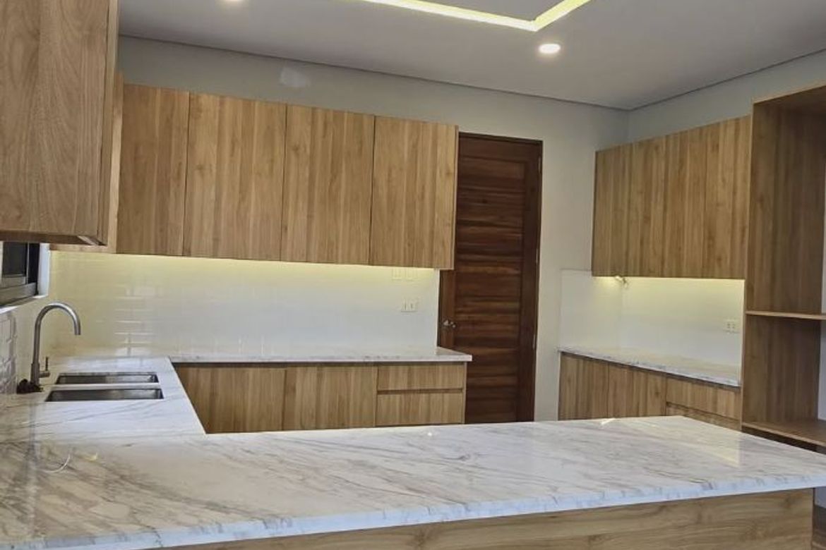 4 Bedroom House for Sale in Pampang, Angeles, Pampanga – photo 3