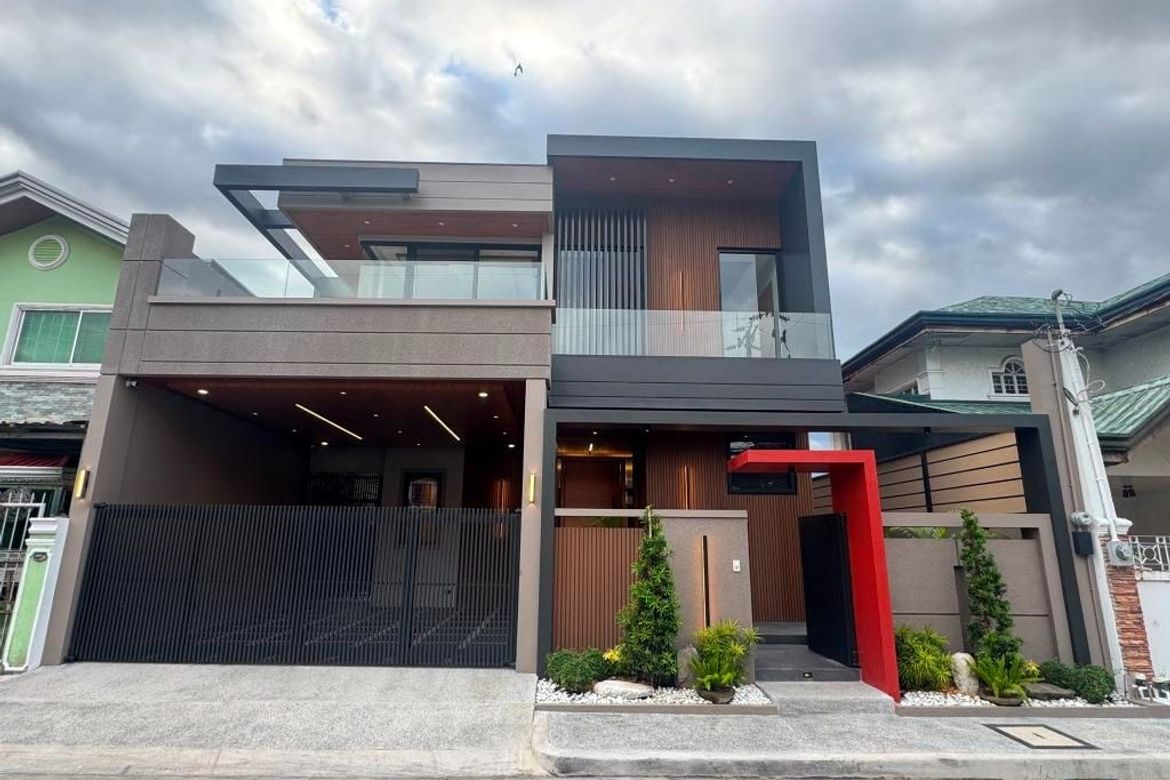 4 Bedroom House for Sale in Pamplona Dos, Las Piñas, Metro Manila