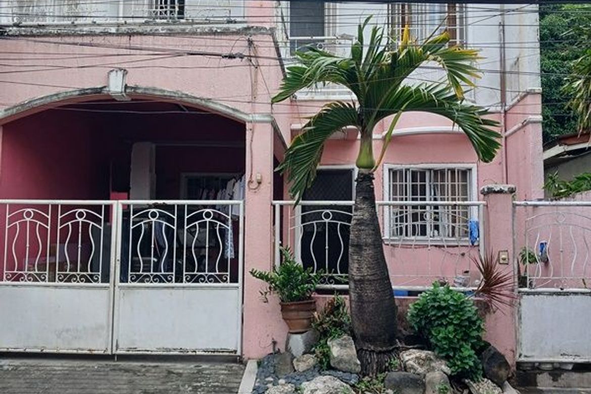 4 Bedroom House for Sale in Pamplona Tres, Las Piñas, Metro Manila