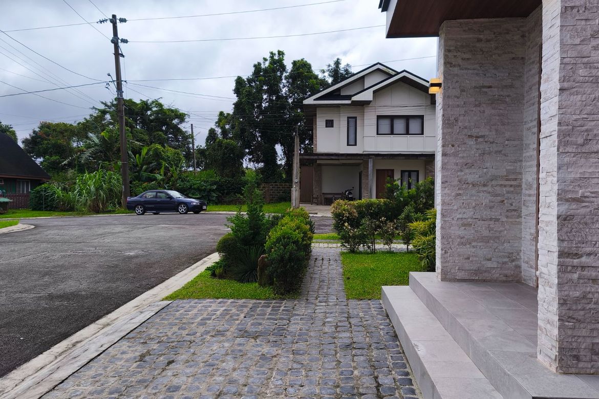 4 Bedroom House for Sale in Patutong Malaki North, Tagaytay, Cavite – photo 4
