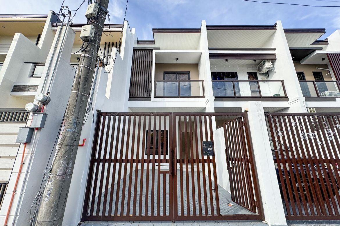 4 Bedroom House for Sale in Pilar, Las Piñas, Metro Manila