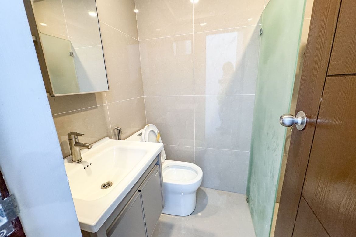 4 Bedroom House for Sale in Pilar, Las Piñas, Metro Manila – photo 8
