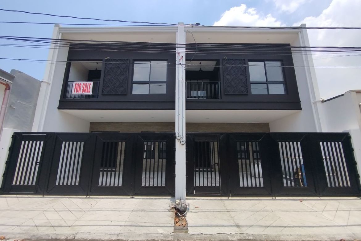 4 Bedroom House for Sale in Pilar, Las Piñas, Metro Manila