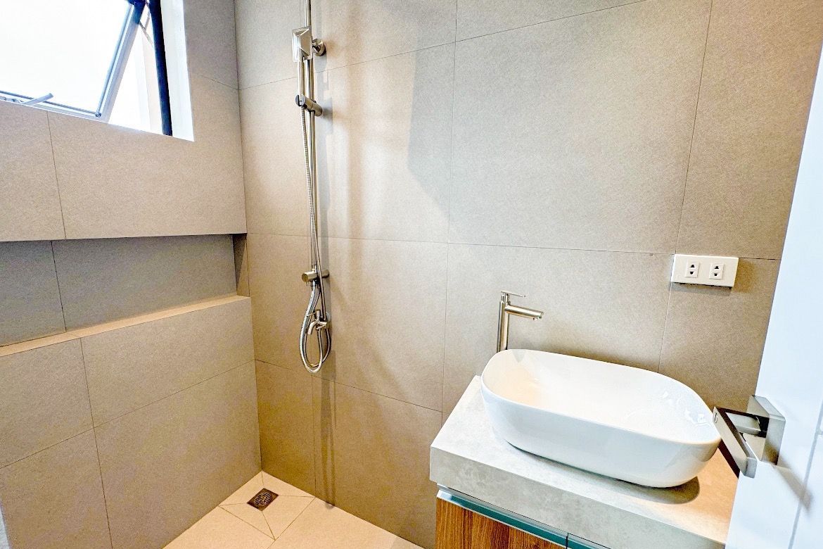 4 Bedroom House for Sale in Pilar, Las Piñas, Metro Manila – photo 8
