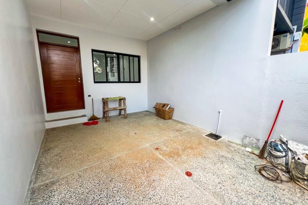4 Bedroom House for Sale in Pilar, Las Piñas, Metro Manila – photo 3