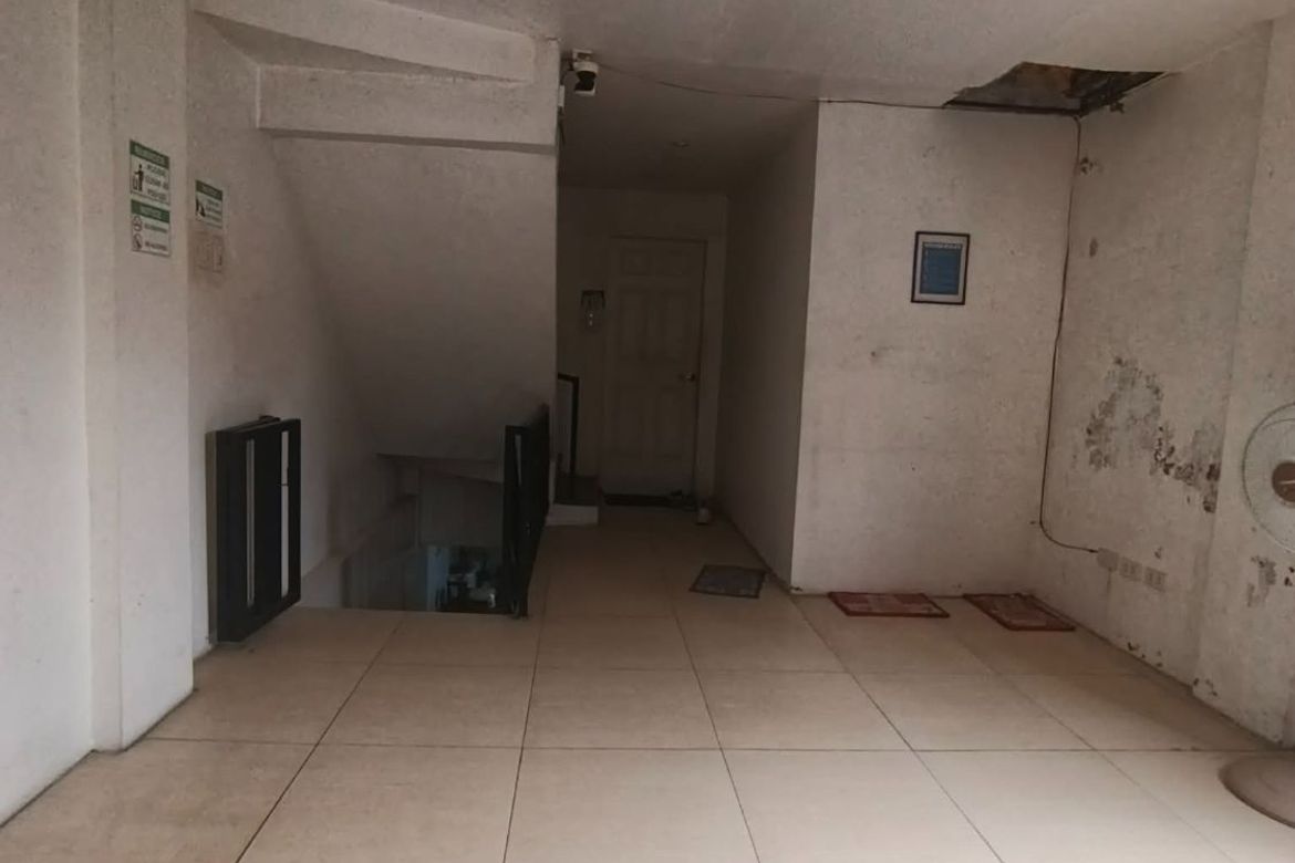 4 Bedroom House for Sale in Plainview, Mandaluyong, Metro Manila near MRT-3 Boni – photo 3