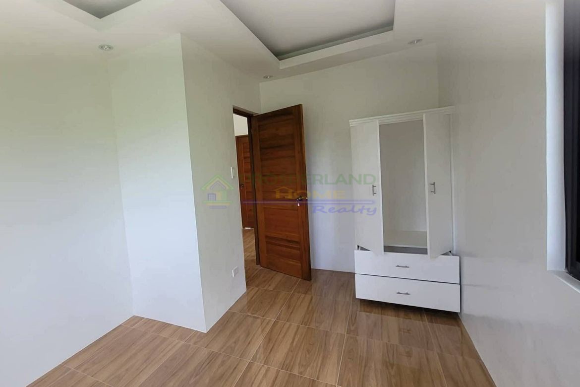 4 Bedroom House for Sale in Poblacion Barangay 6, Lipa, Batangas – photo 4