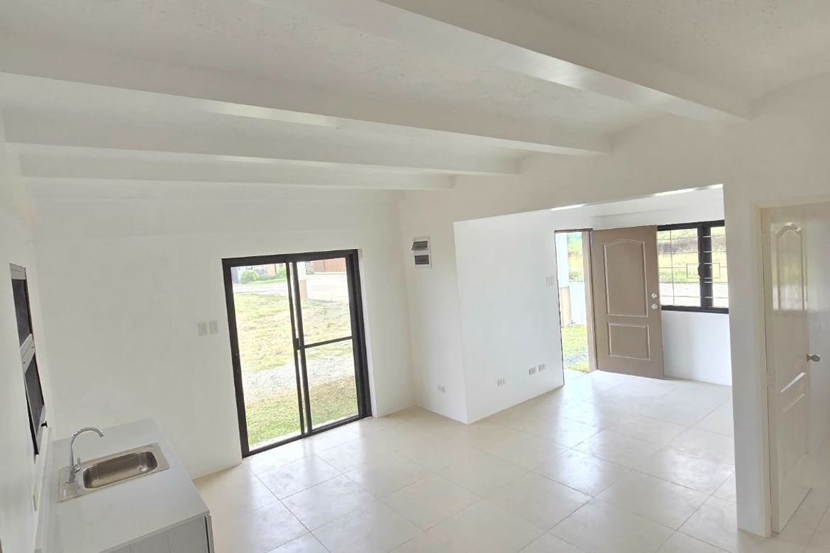4 Bedroom House for Sale in Poblacion Barangay 6, Lipa, Batangas – photo 4