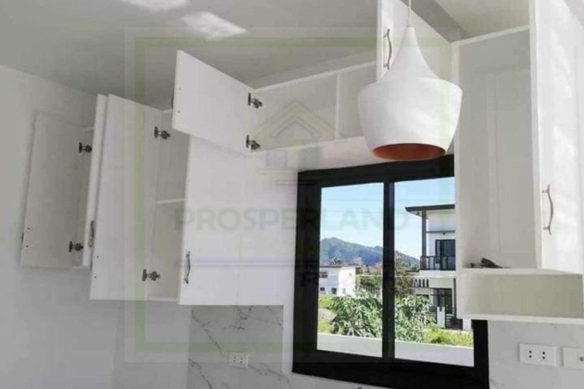 4 Bedroom House for Sale in Poblacion Barangay 7, Tanauan, Batangas – photo 4