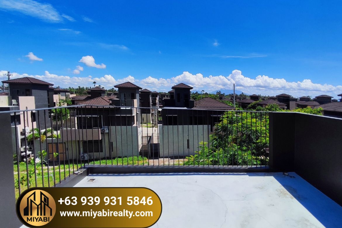 4 Bedroom House for Sale in Poblacion, San Juan, Batangas – photo 6