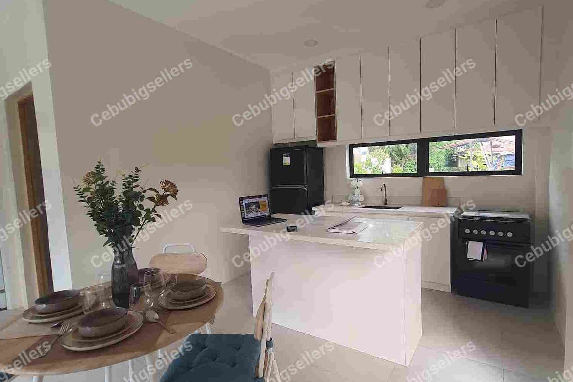 4 Bedroom House for Sale in Poblacion Ward III, Minglanilla, Cebu